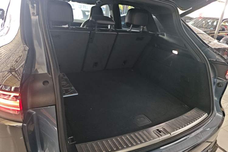 Used Porsche Cayenne 2018 Cayenne 3.0T Trunk