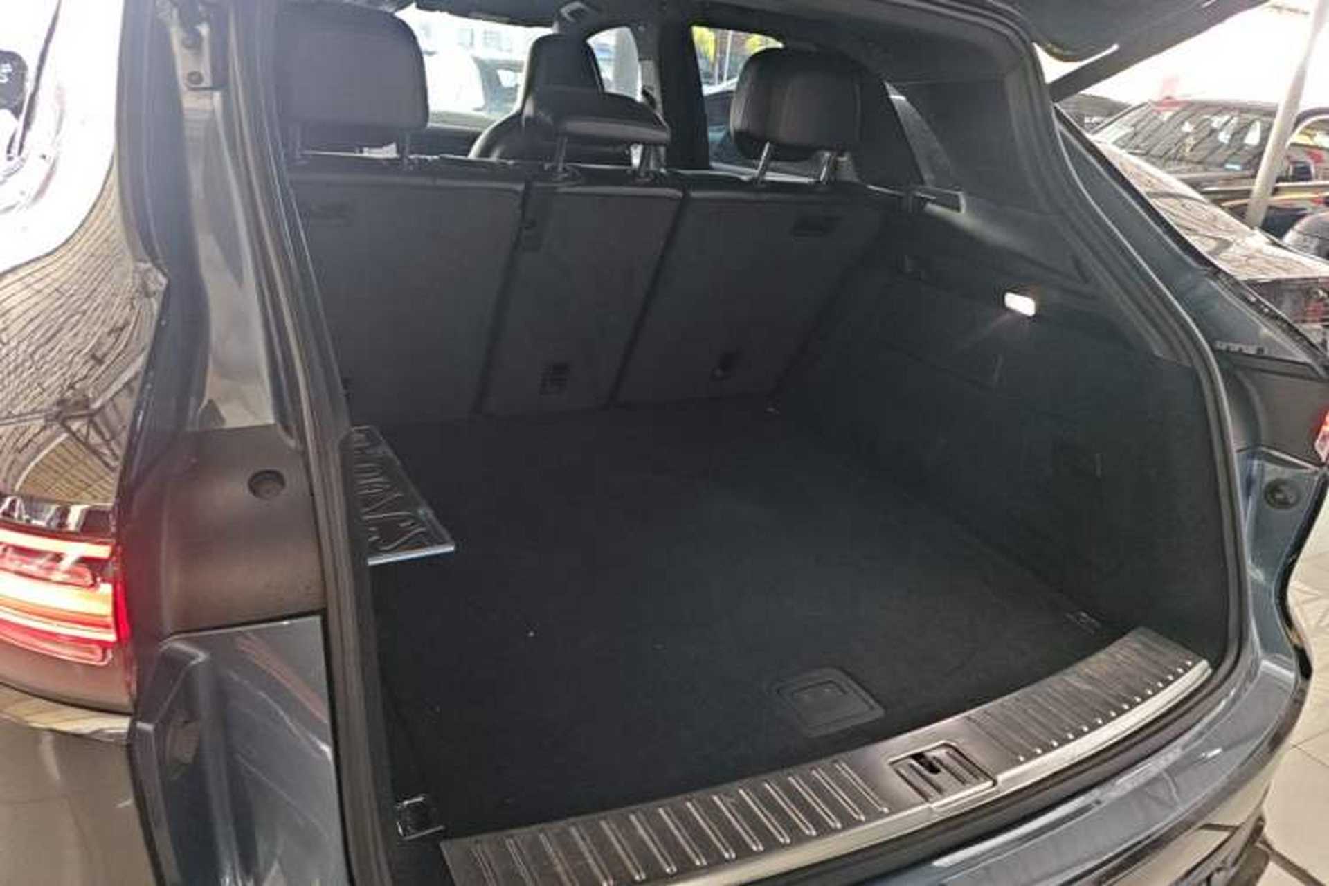 Used Porsche Cayenne 2018 Cayenne 3.0T Trunk