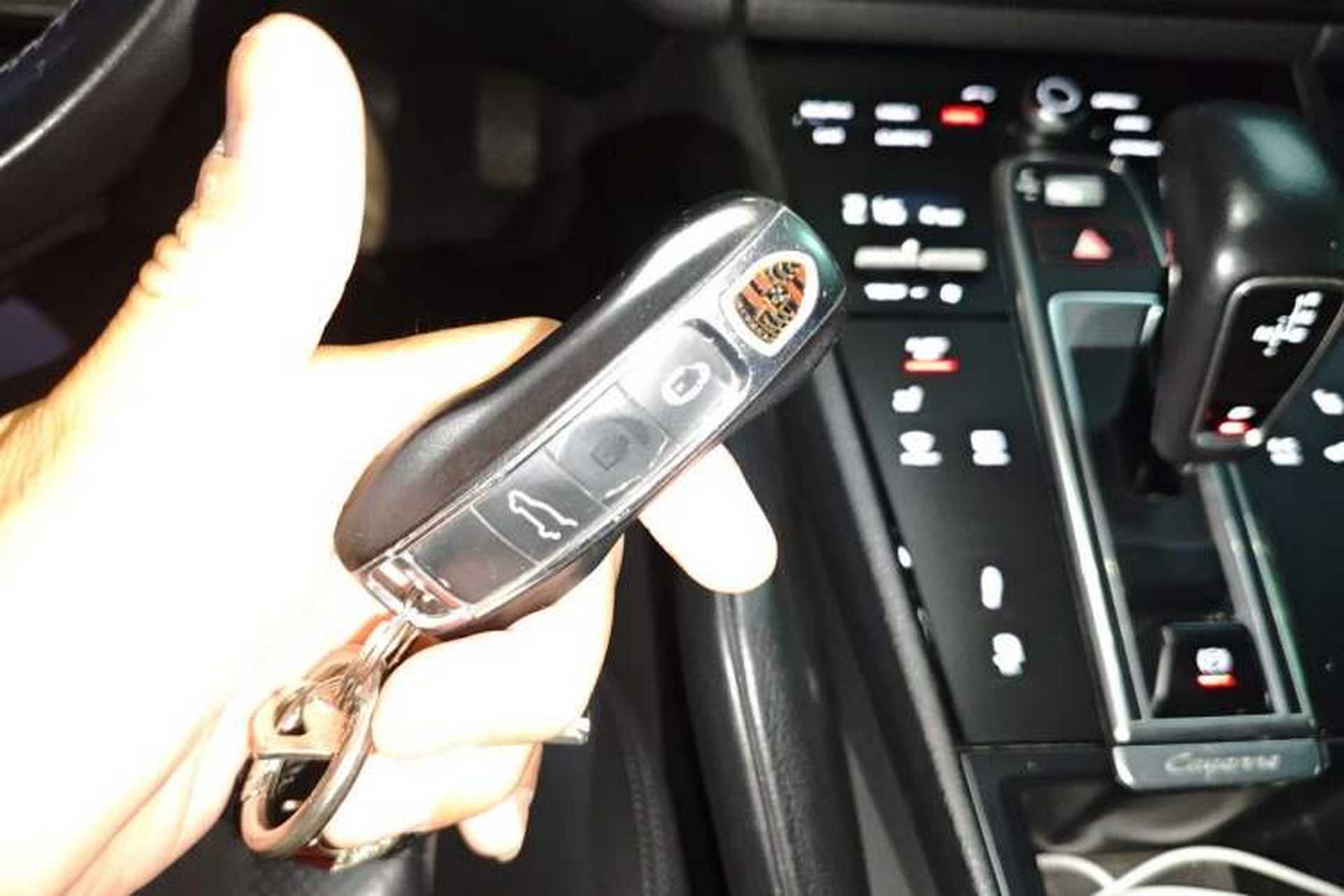 Used Porsche Cayenne 2018 Cayenne 3.0T Vehicle Key