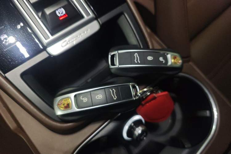 Used Porsche Cayenne 2018 Cayenne S 2.9T Vehicle Key