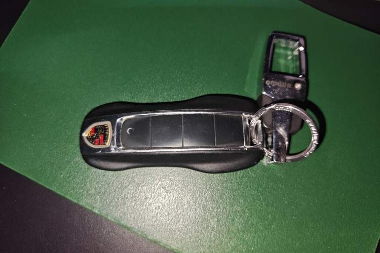 Used Porsche Cayenne 2018 Cayenne 3.0T Vehicle Key
