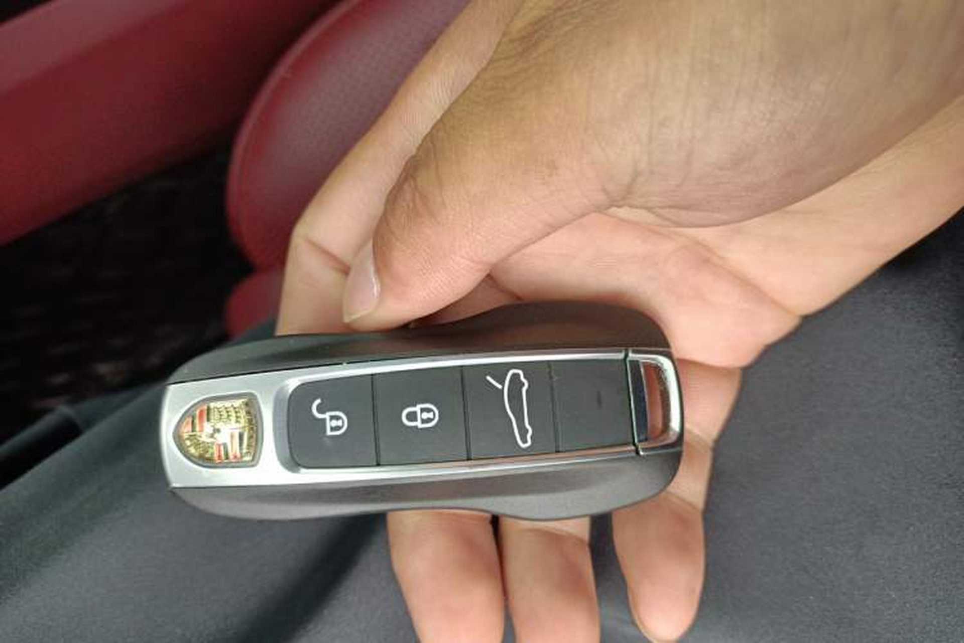 Used Porsche Cayenne 2018 Cayenne 3.0T Vehicle Key