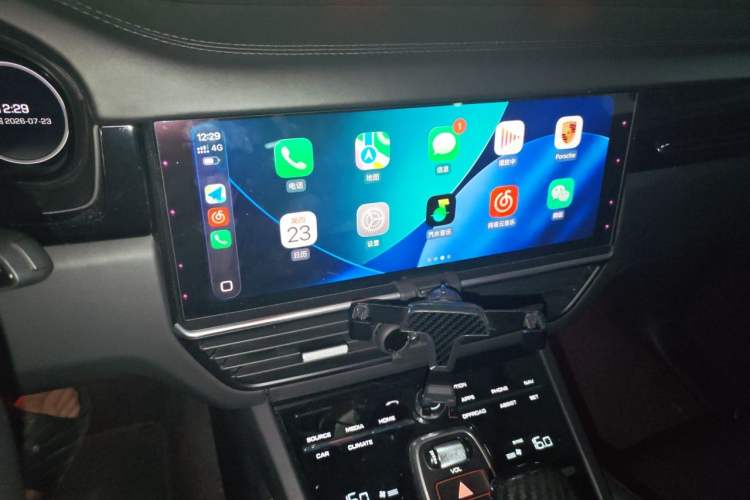 Used Porsche Cayenne 2018 Cayenne S 2.9T Audio And AC Panel