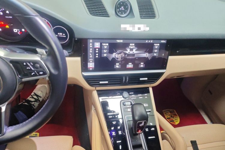 Used Porsche Cayenne 2018 Cayenne 3.0T Audio And AC Panel