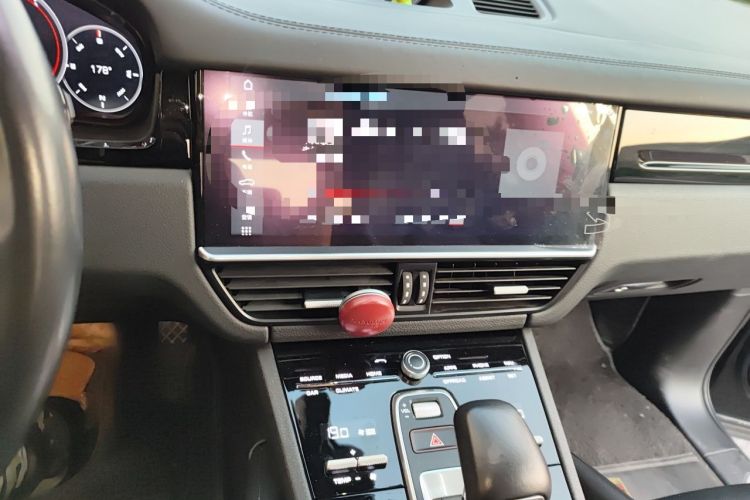 Used Porsche Cayenne 2018 Cayenne 3.0T Audio And AC Panel