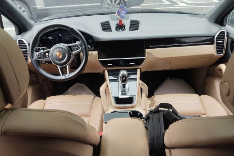 Used Porsche Cayenne 2018 Cayenne 3.0T Center Console