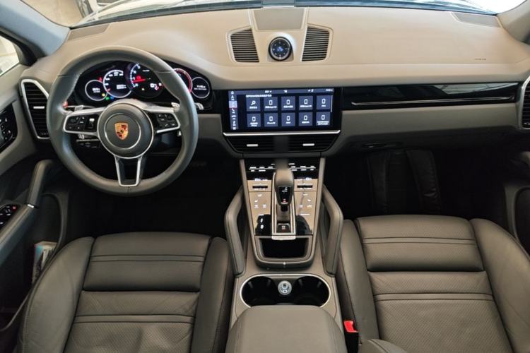 Used Porsche Cayenne 2018 Cayenne 3.0T Center Console