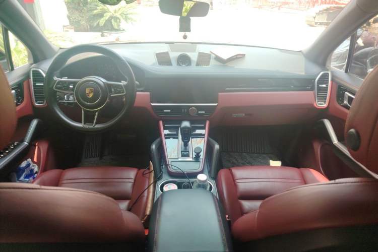Used Porsche Cayenne 2018 Cayenne 3.0T Center Console