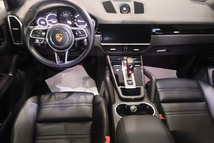 Used Porsche Cayenne 2018 Cayenne 3.0T Center Console