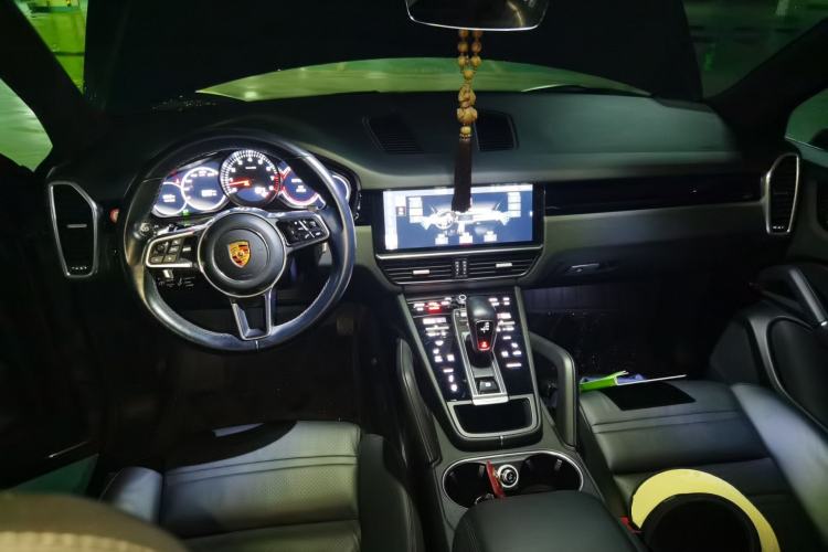 Used Porsche Cayenne 2018 Cayenne 3.0T Center Console