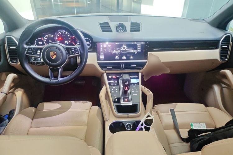 Used Porsche Cayenne 2018 Cayenne 3.0T Center Console