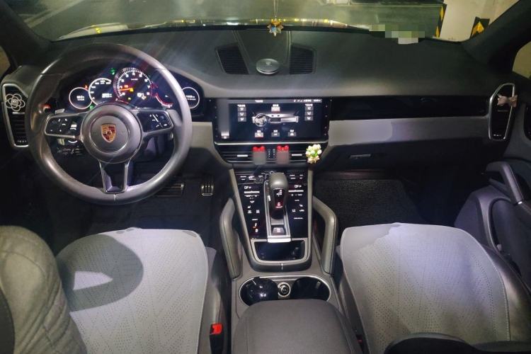 Used Porsche Cayenne 2018 Cayenne 3.0T Center Console