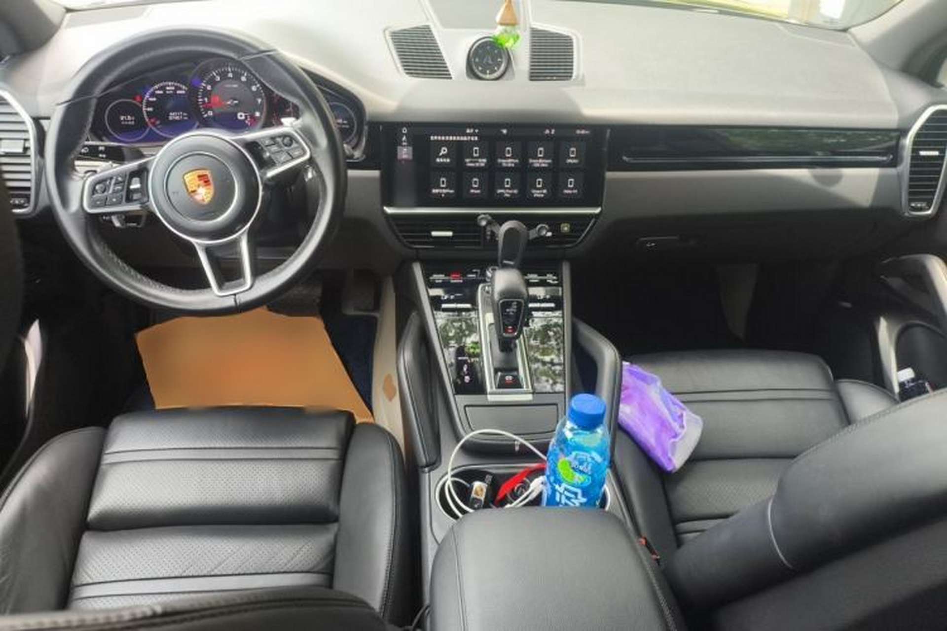 Used Porsche Cayenne 2018 Cayenne 3.0T Center Console