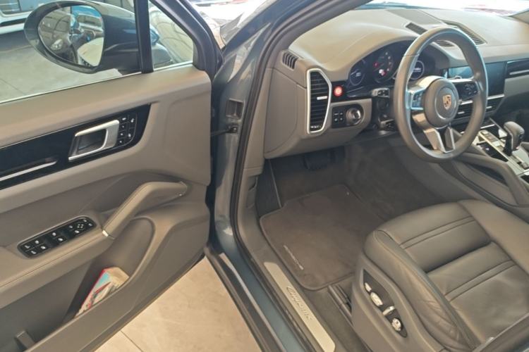 Used Porsche Cayenne 2018 Cayenne 3.0T Driver Seat