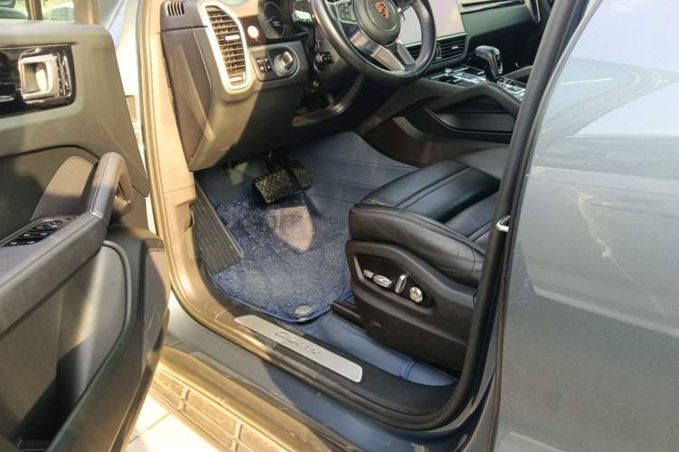 Used Porsche Cayenne 2018 Cayenne 3.0T Driver Seat