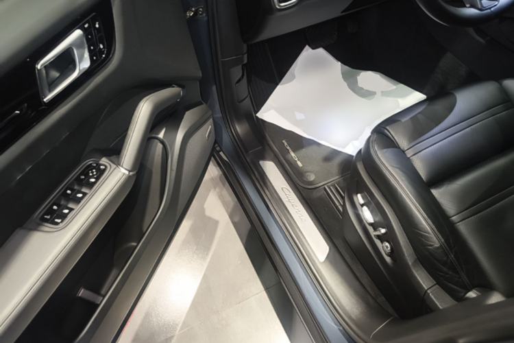 Used Porsche Cayenne 2018 Cayenne 3.0T Driver Seat