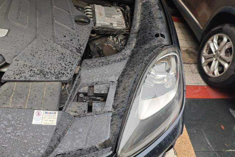 Used Porsche Cayenne 2018 Cayenne 3.0T Engine Bay Left
