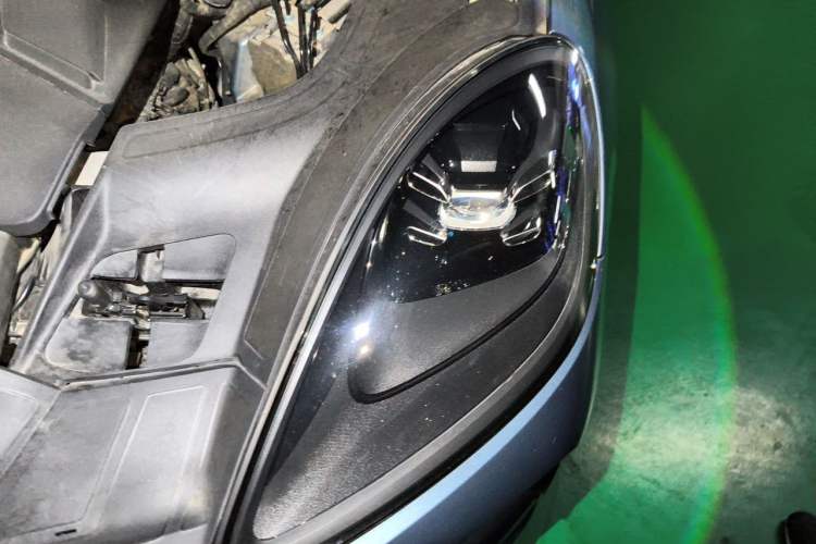 Used Porsche Cayenne 2018 Cayenne 3.0T Engine Bay Left