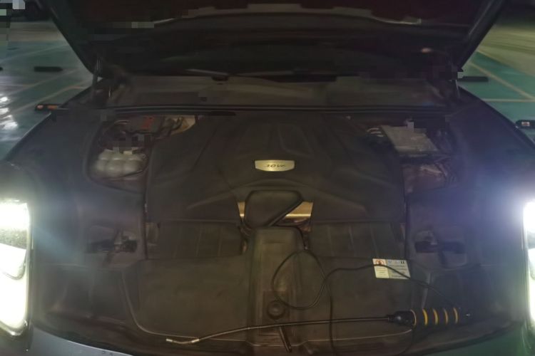 Used Porsche Cayenne 2018 Cayenne 3.0T Engine Bay