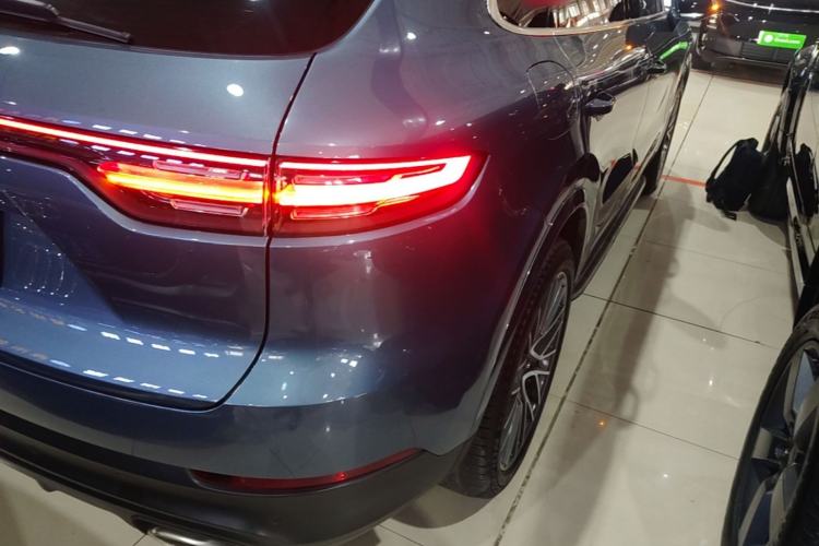 Used Porsche Cayenne 2018 Cayenne 3.0T Exterior 3