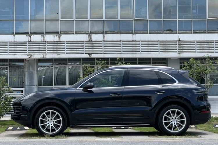 Used Porsche Cayenne 2018 Cayenne 3.0T Exterior 3