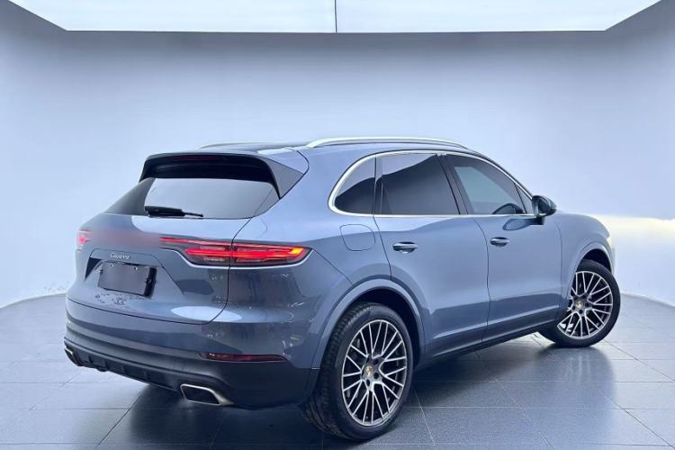 Used Porsche Cayenne 2018 Cayenne 3.0T Exterior 4