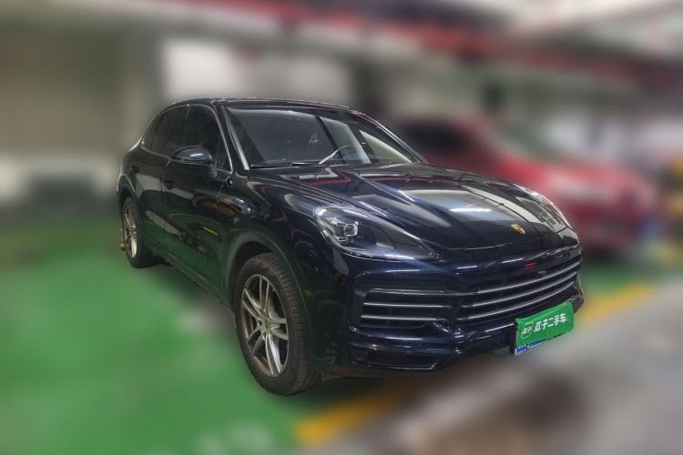 Used Porsche Cayenne 2018 Cayenne 3.0T Front Right 45 Deg