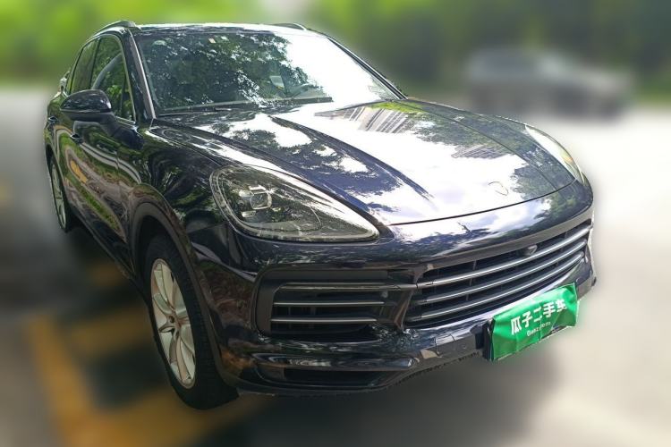 Used Porsche Cayenne 2018 Cayenne 3.0T Front Right 45 Deg