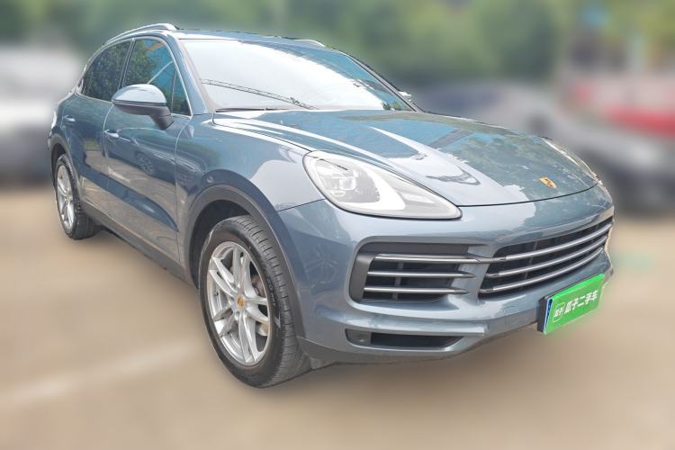 Used Porsche Cayenne 2018 Cayenne 3.0T Front Right 45 Deg