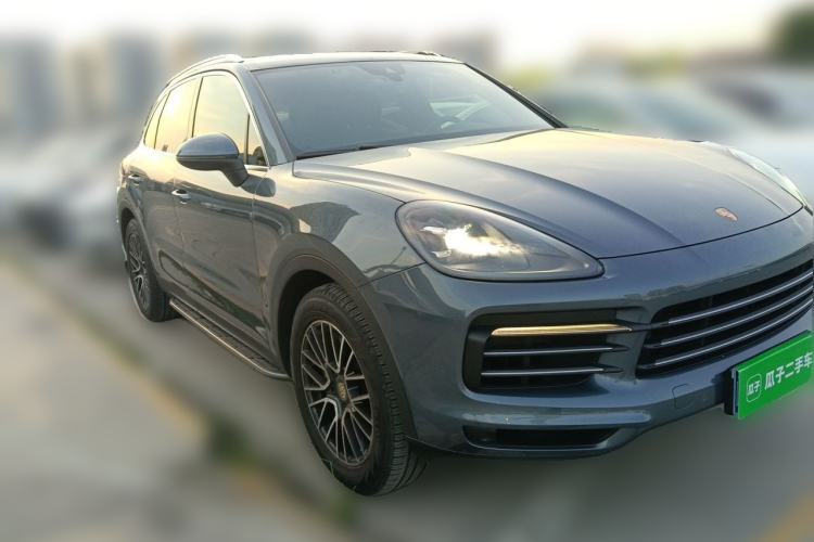 Used Porsche Cayenne 2018 Cayenne 3.0T Front Right 45 Deg