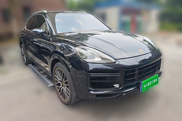 Used Porsche Cayenne 2018 Cayenne S 2.9T Front Right 45 Deg