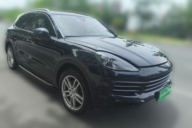 Used Porsche Cayenne 2018 Cayenne 3.0T Front Right 45 Deg