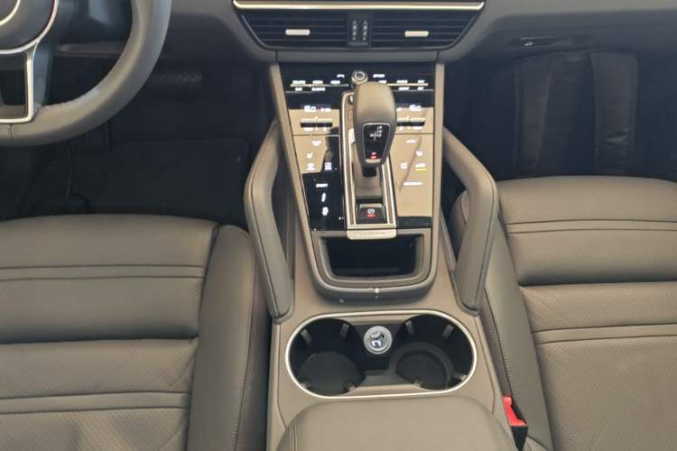Used Porsche Cayenne 2018 Cayenne 3.0T Gear Lever