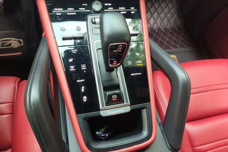 Used Porsche Cayenne 2018 Cayenne 3.0T Gear Lever