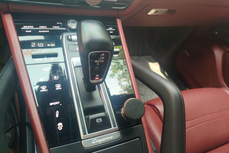 Used Porsche Cayenne 2018 Cayenne 3.0T Gear Lever