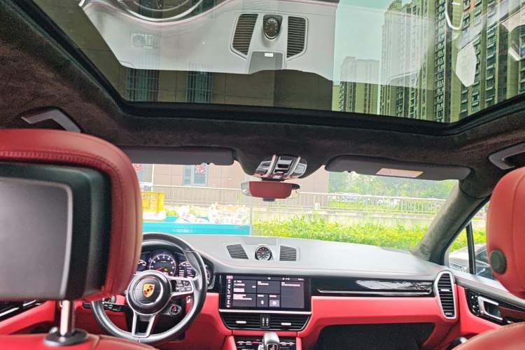 Used Porsche Cayenne 2018 Cayenne S 2.9T Headliner