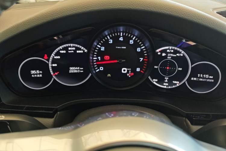 Used Porsche Cayenne 2018 Cayenne 3.0T Instrument Cluster