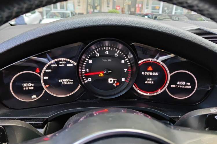 Used Porsche Cayenne 2018 Cayenne 3.0T Instrument Cluster