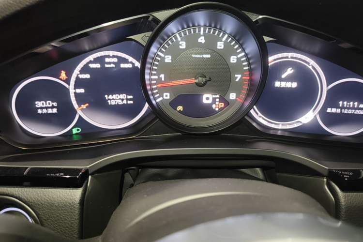 Used Porsche Cayenne 2018 Cayenne 3.0T Instrument Cluster