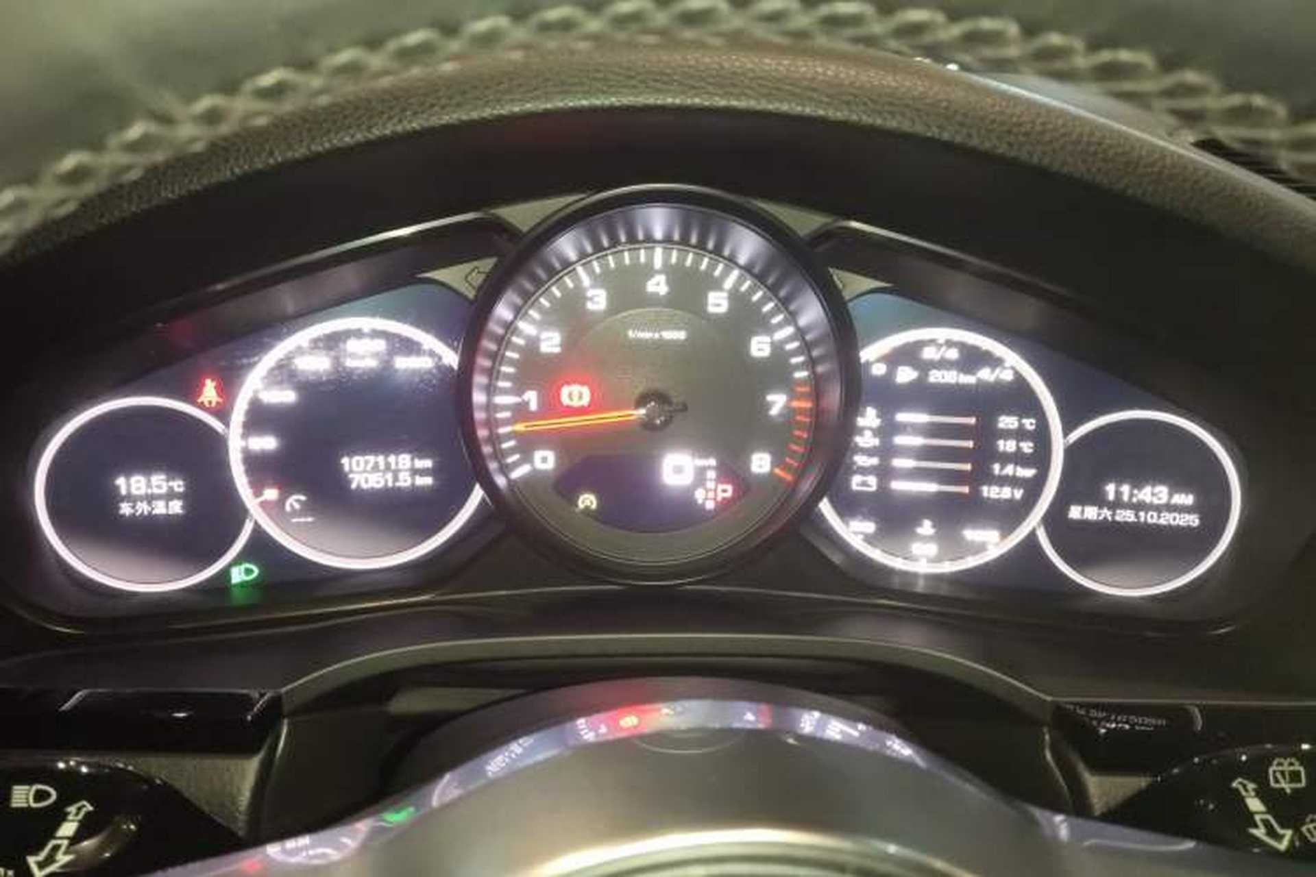 Used Porsche Cayenne 2018 Cayenne 3.0T Instrument Cluster