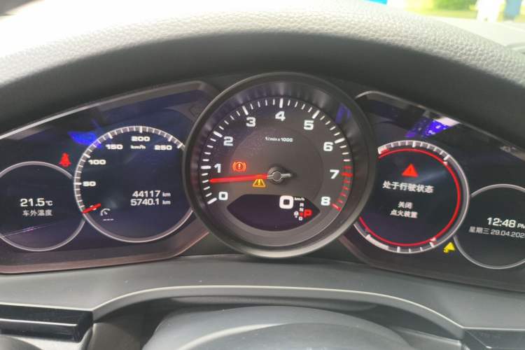 Used Porsche Cayenne 2018 Cayenne 3.0T Instrument Cluster