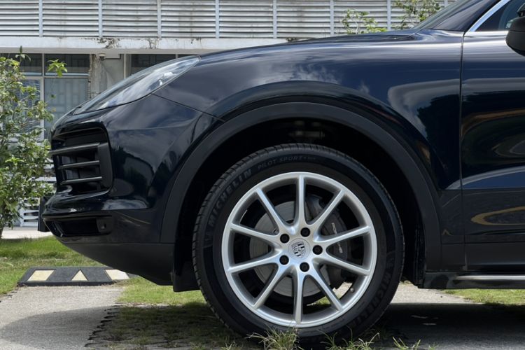 Used Porsche Cayenne 2018 Cayenne 3.0T Interior 12
