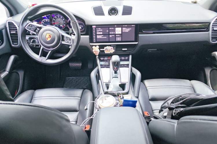 Used Porsche Cayenne 2018 Cayenne 3.0T Interior 2