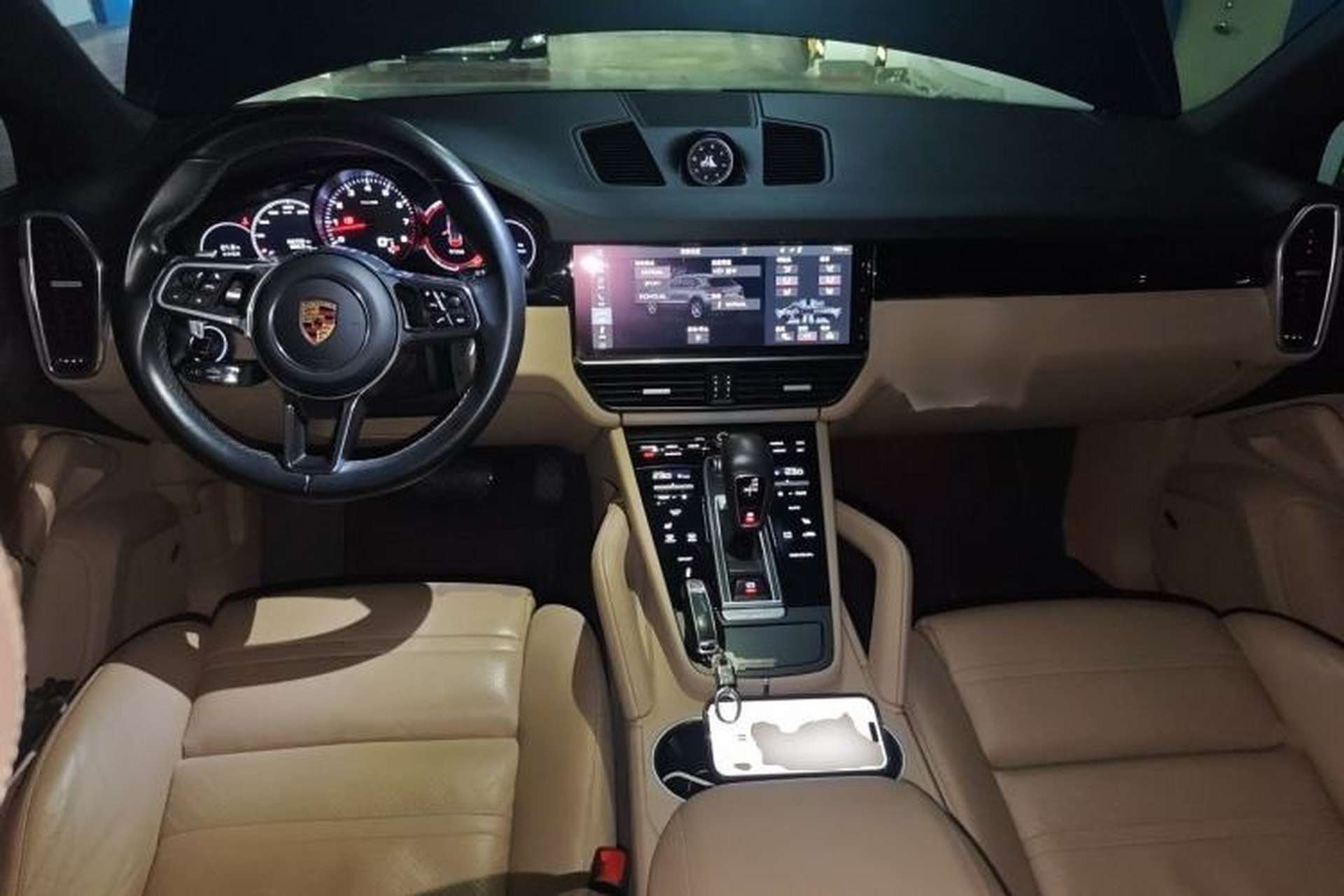 Used Porsche Cayenne 2018 Cayenne 3.0T Interior 2