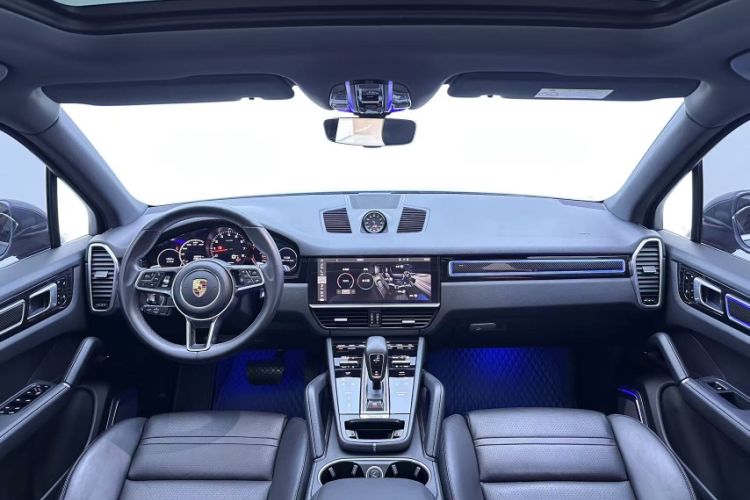 Used Porsche Cayenne 2018 Cayenne 3.0T Interior 3