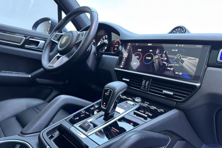 Used Porsche Cayenne 2018 Cayenne 3.0T Interior 6