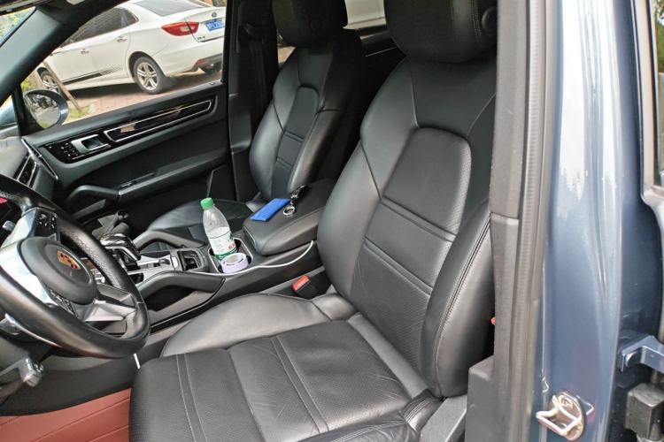 Used Porsche Cayenne 2018 Cayenne 3.0T Left Front Seat