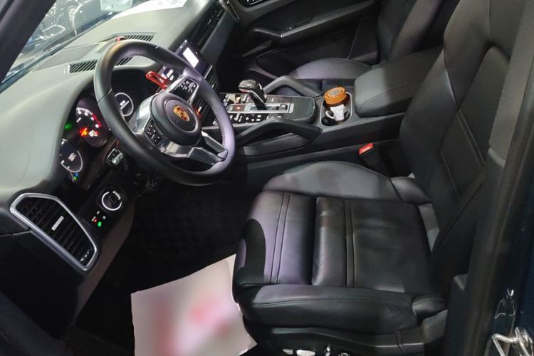 Used Porsche Cayenne 2018 Cayenne 3.0T Left Front Seat