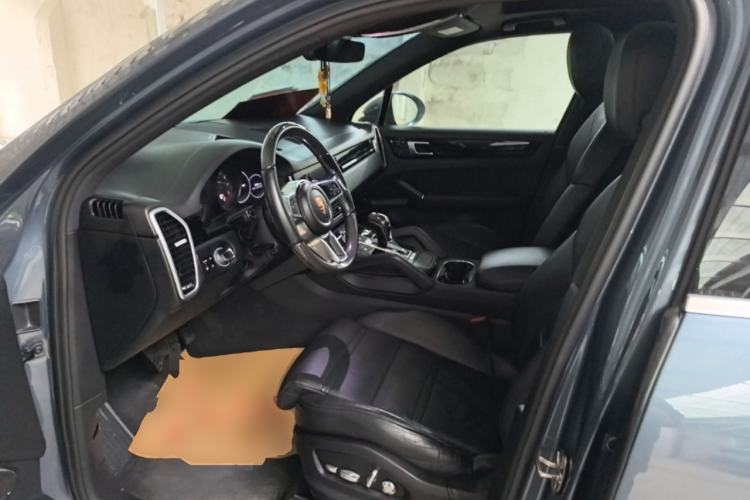 Used Porsche Cayenne 2018 Cayenne 3.0T Left Front Seat