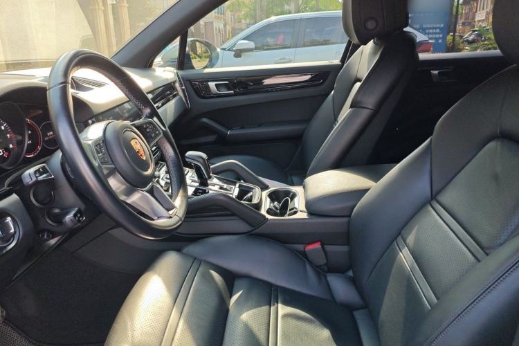 Used Porsche Cayenne 2018 Cayenne 3.0T Left Front Seat